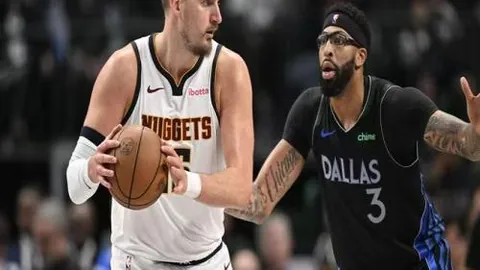 英超烽烟四起：利物浦以12分优势领跑，切尔西稳居第四